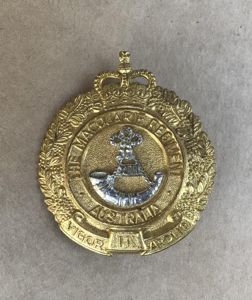 1953-60 13th Infantry Battalion Hat Badge