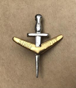1953-60 Commando Companies Hat Badge