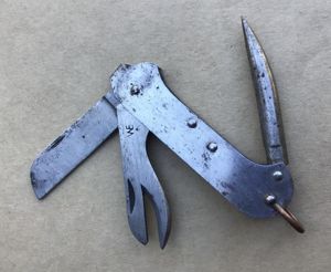 Australia WW2 Whittingslowe Army Clasp Knife - First Pattern