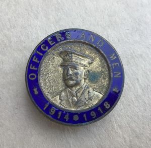 WW1 Officers and Men 1914-1918 Veterans Enamel Lapel Badge
