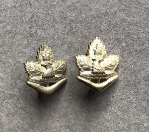 1953-60. 8/7th Infantry Battalion Collar Badges