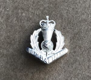 1953-60 16th Infantry Battalion Collar Badge