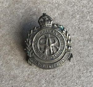 1930-42 27th Infantry Battalion Collar Badge