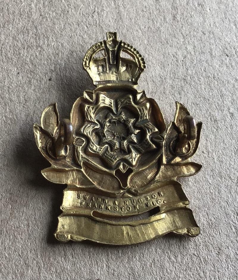 1948-53 Australian Intelligence Corps Hat Badge — image 2