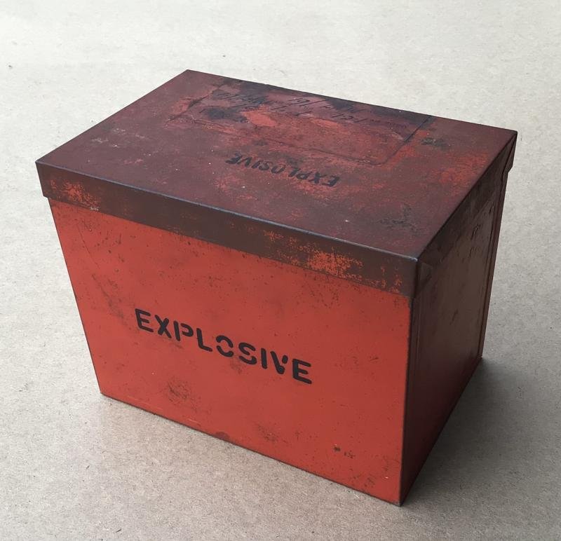 Australia WW2 Transit Fuze Tin for 3inch Mortar — image 3