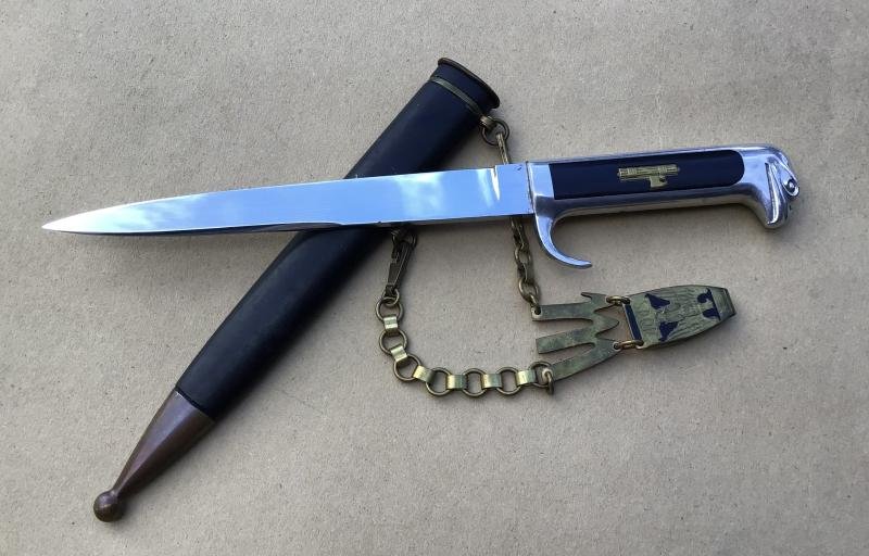 ITALIAN FASCIST MVSN CHAINED OFFICERS DAGGER — image 4