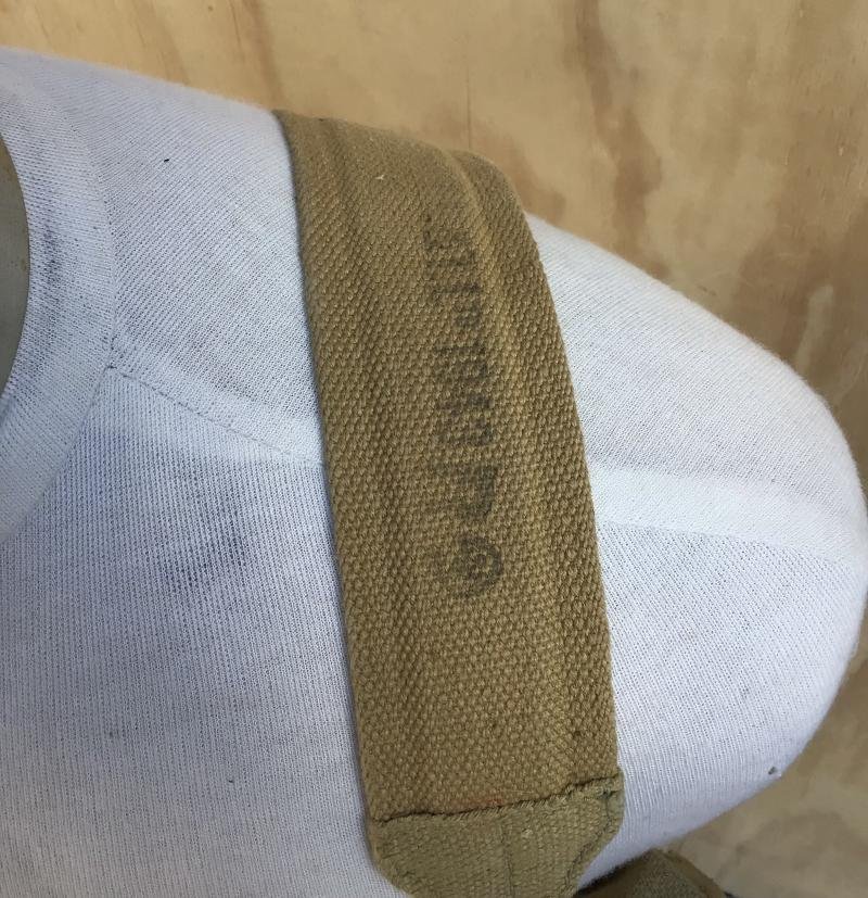 Australian WW2 Pattern 37 Infantry Webbing Equipment — image 4