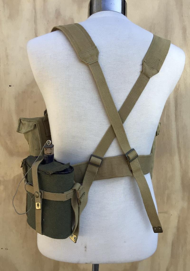Australian WW2 Pattern 37 Infantry Webbing Equipment — image 6