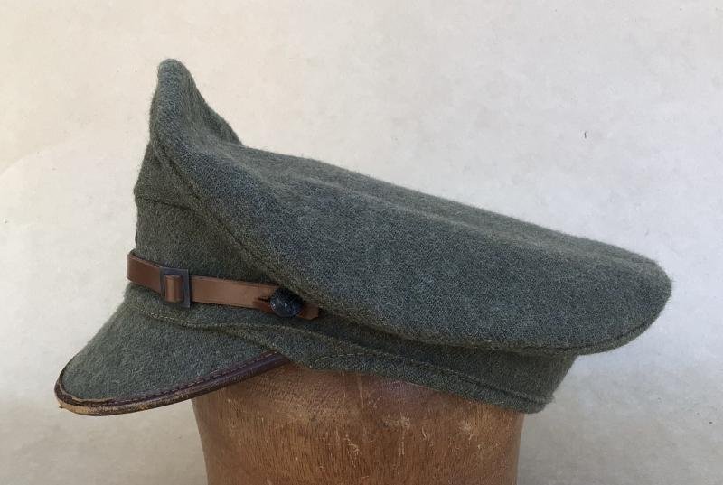 Australia WW2 Army Other Ranks Service Dress Visor Cap. — image 2