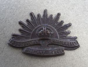 Australia WW2 Rising Sun Badge - Planchette