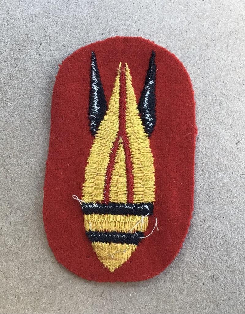 Australia RAE Bomb Disposal Sleeve Badge — image 3