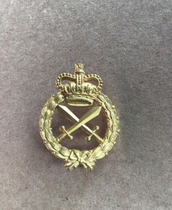 1953-60 Australian Corps of Military Police Hat Badge