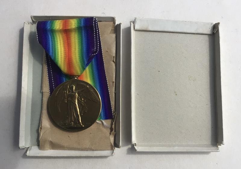 WW1 South African Victory Medal - Rare unnamed example. — image 2