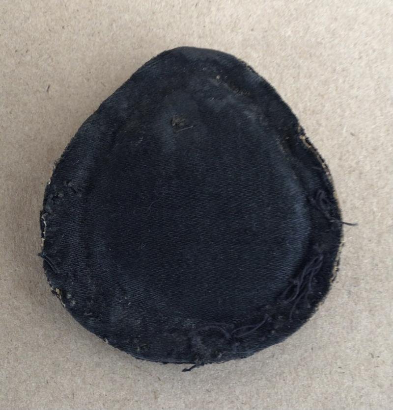 Australia WW2 RAAF Officers Hat Badge — image 2