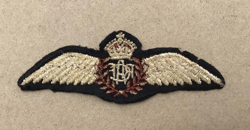 Canada WW2 RCAF Pilot Wings — image 2
