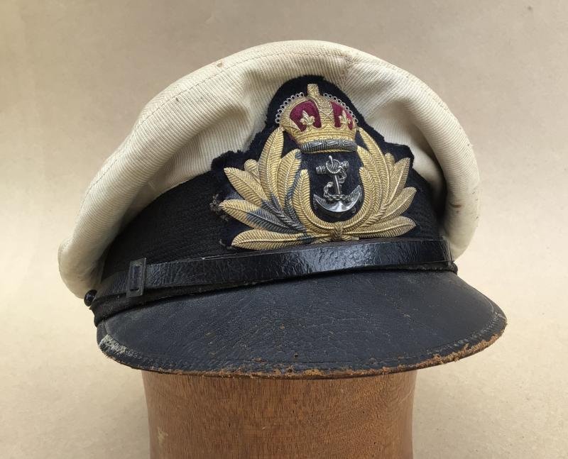 Australia WW2 RAN Officers Service Dress Visor Cap. — image 2