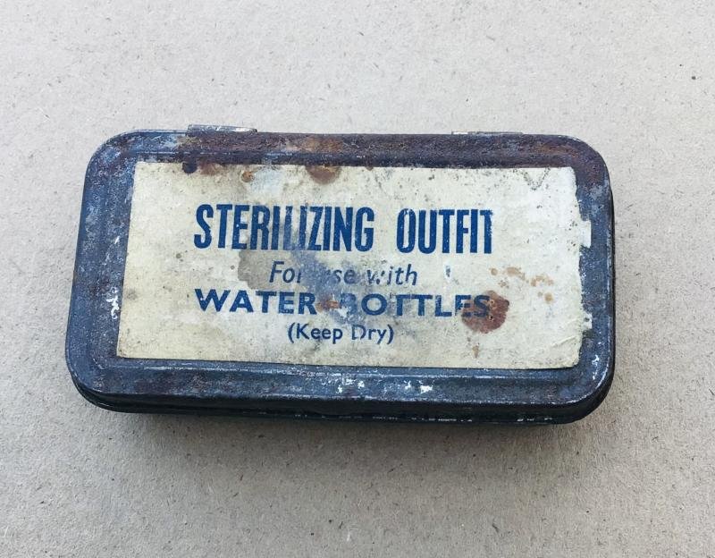 Australia WW2 Sterilization Oufit For Water Bottles. — image 2