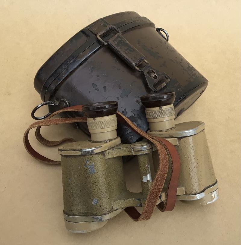 German WW2 Wehrmacht Dienstglas 6x30 Field Binoculars and Bakelite Case — image 2