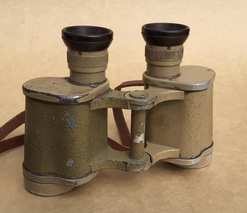 German WW2 Wehrmacht Dienstglas 6x30 Field Binoculars and Bakelite Case — image 4