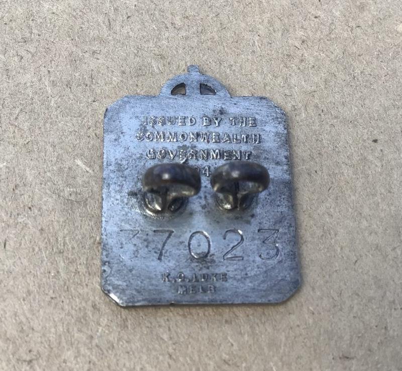 Australia WW2 Medically Unfit Exemption Badge — image 2