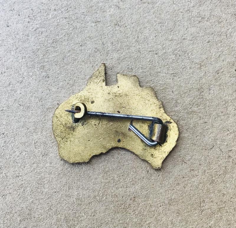 Australia c.WW1 Sweetheart Badge — image 2