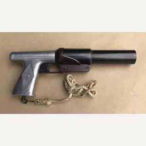 US WW2 37mm Cotton-Sedgley Parachute Flare Signal Pistol.
