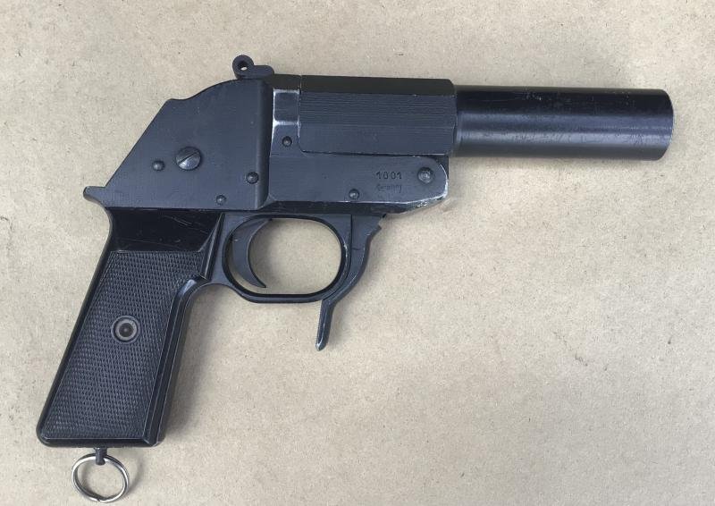 Germany Post WW2 DDR Model LP1 '1001' Flare Pistol