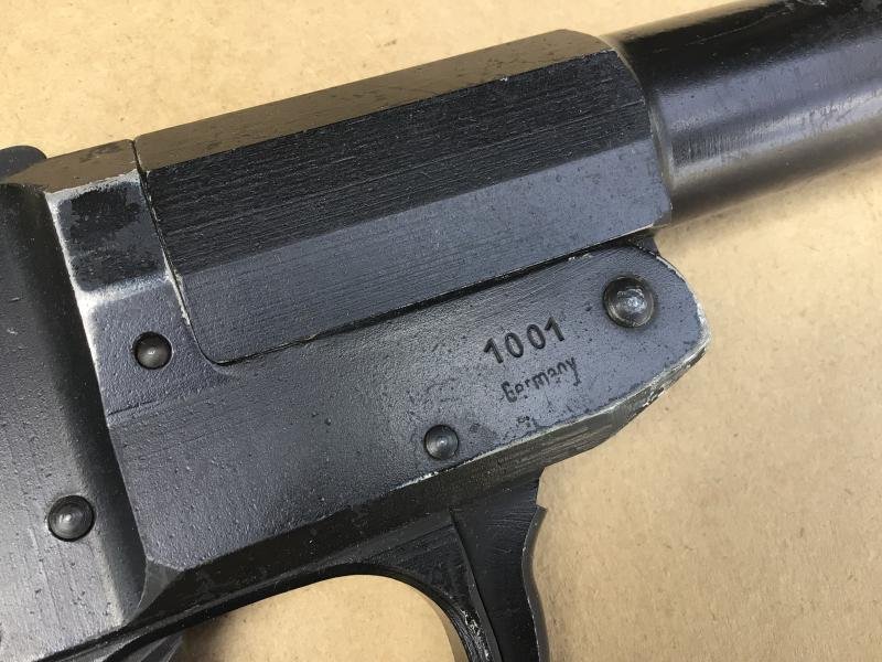 Germany Post WW2 DDR Model LP1 '1001' Flare Pistol — image 3