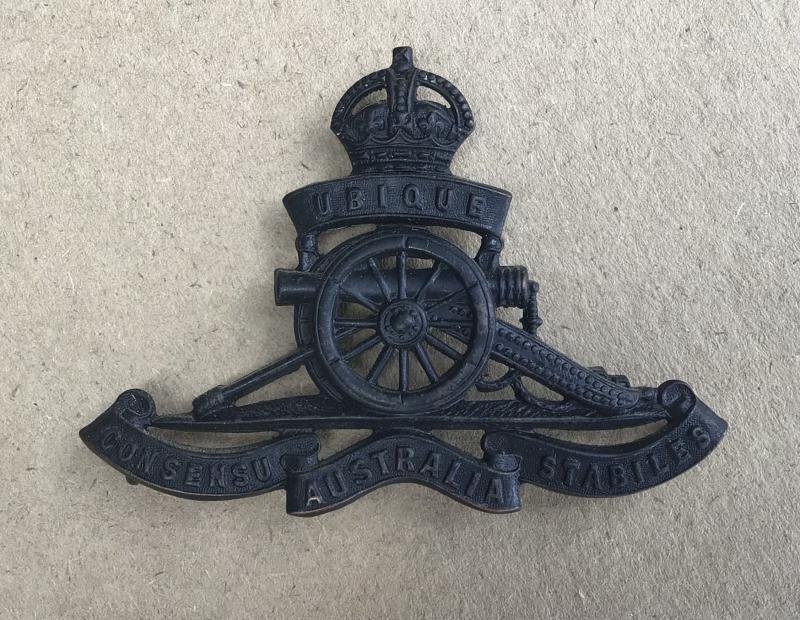 1930-42 Royal Australian Artillery Hat Badge