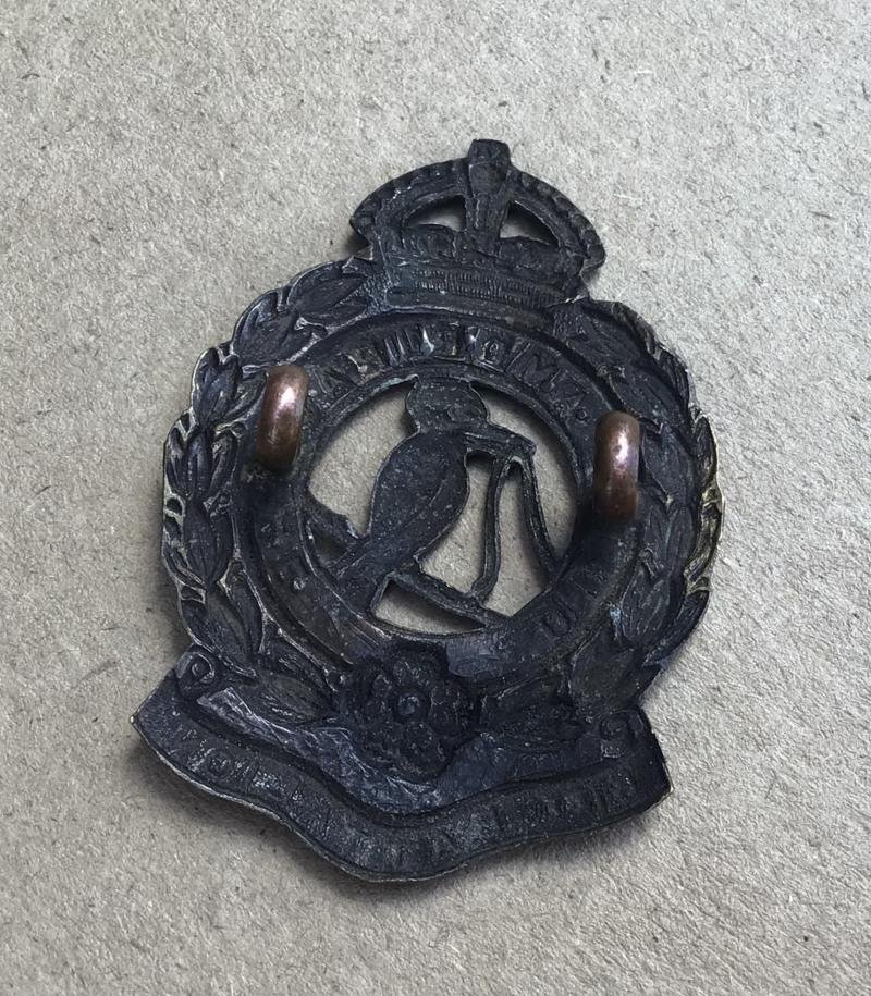1930-42 51st Infantry Battalion Hat Badge — image 2