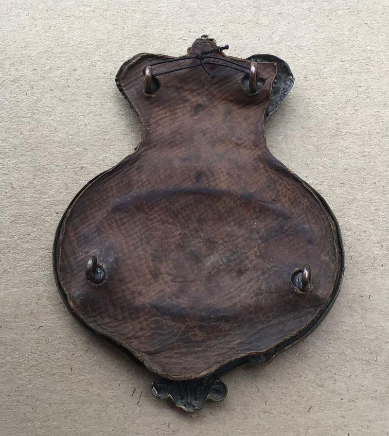 British Victorian Period Grenadier Guards Valise Badge — image 3