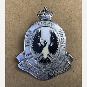 1930-42 3rd Light Horse Regiment Hat Badge