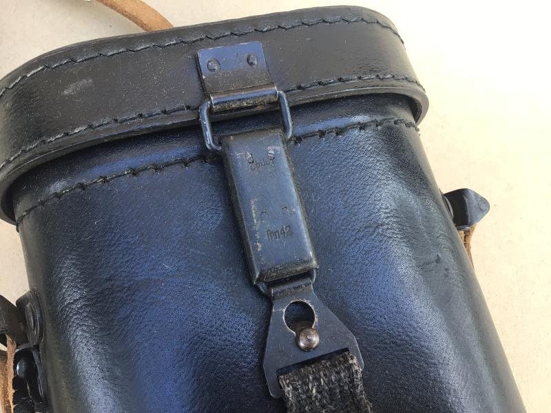 German WW2. WH 10x50 Panzer Binocular in Case — image 6