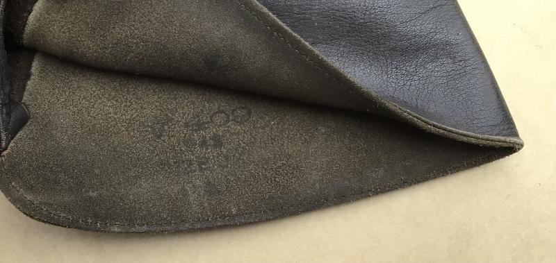 Australia WW2 Driving Gauntlets - 1943 — image 3