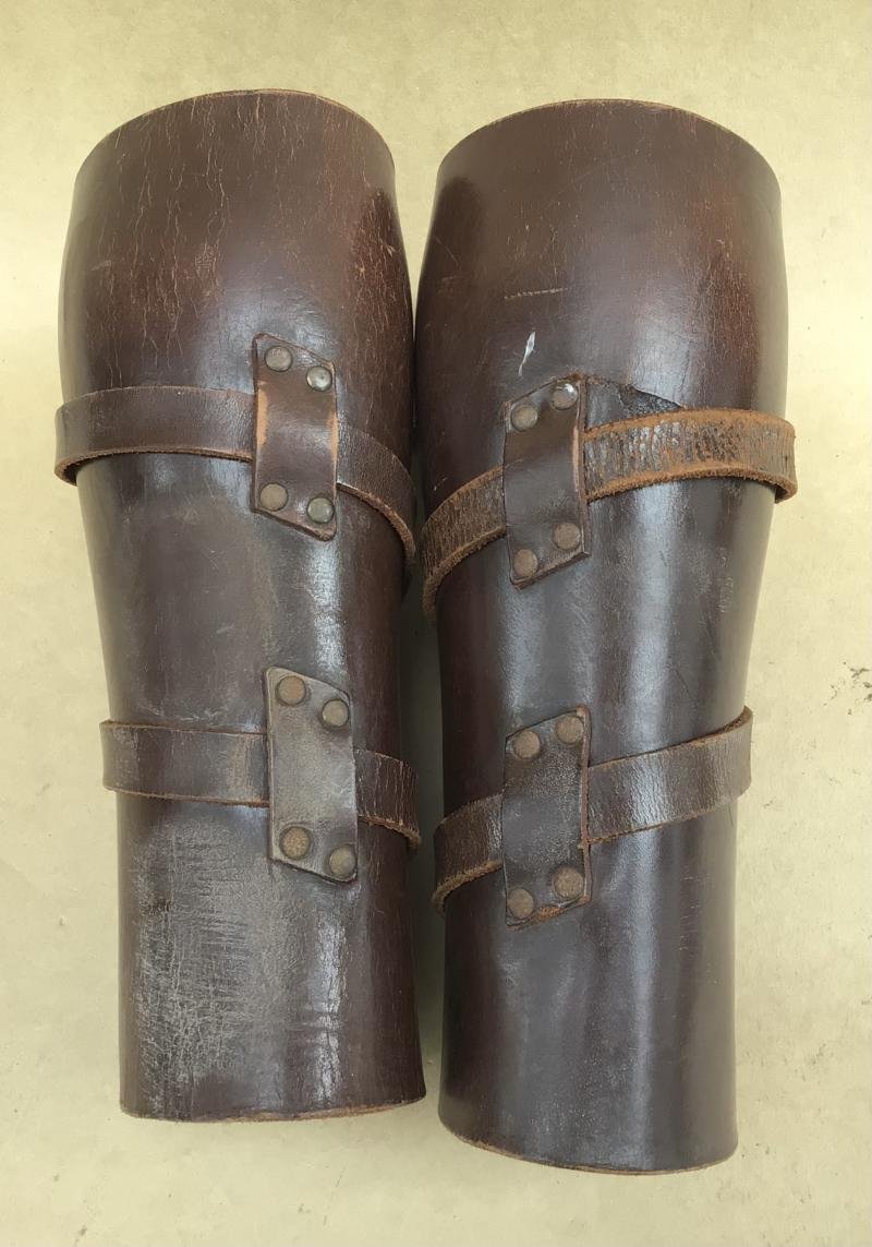 Australia WW2 Pattern 1903 Leather Leggings For Mounted Troops -1940 — image 2