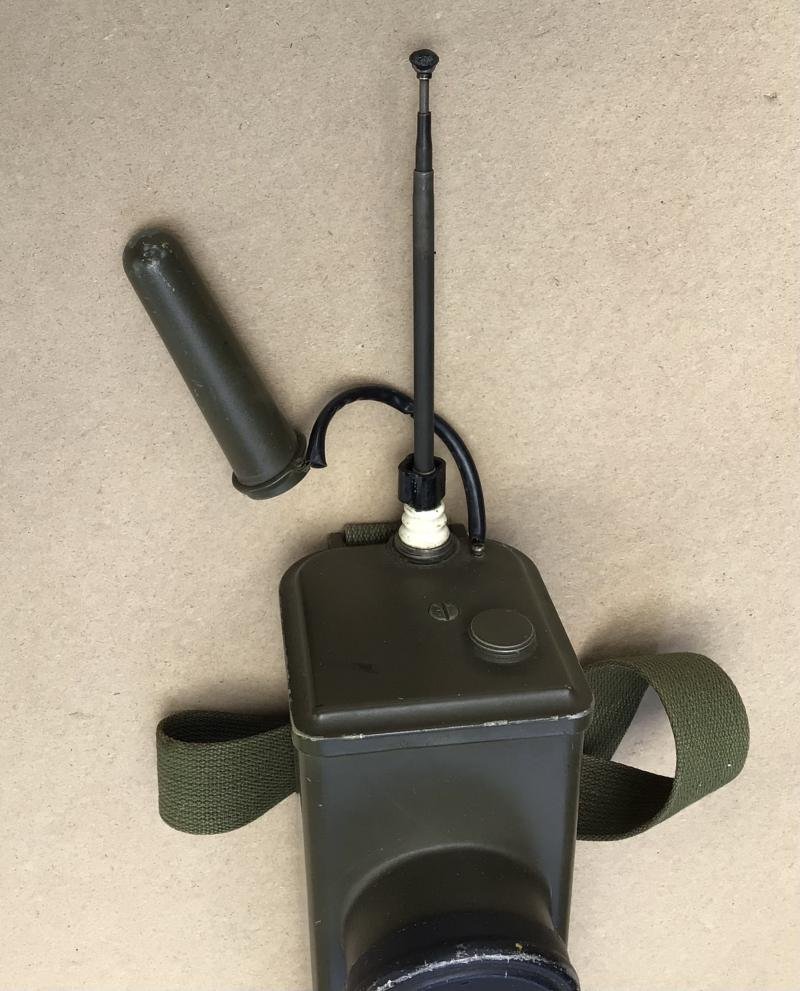 US WW2 'Walkie-Talkie Radio' — image 8