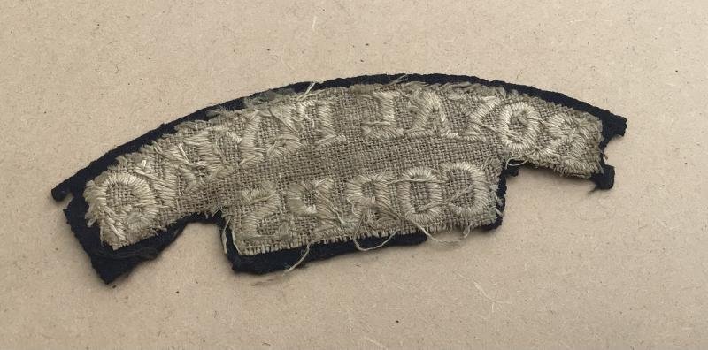 British WW1 Royal Flying Corps Cloth Shoulder Title — image 2