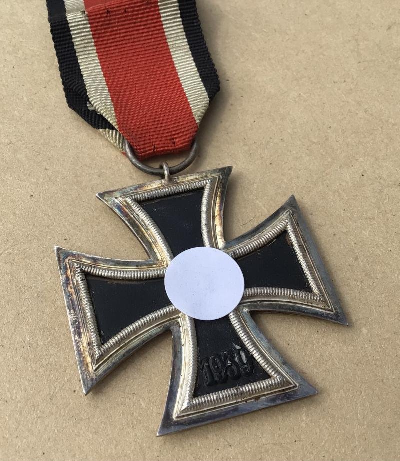 Germany WW2 1939 Iron Cross 2nd Class — image 2