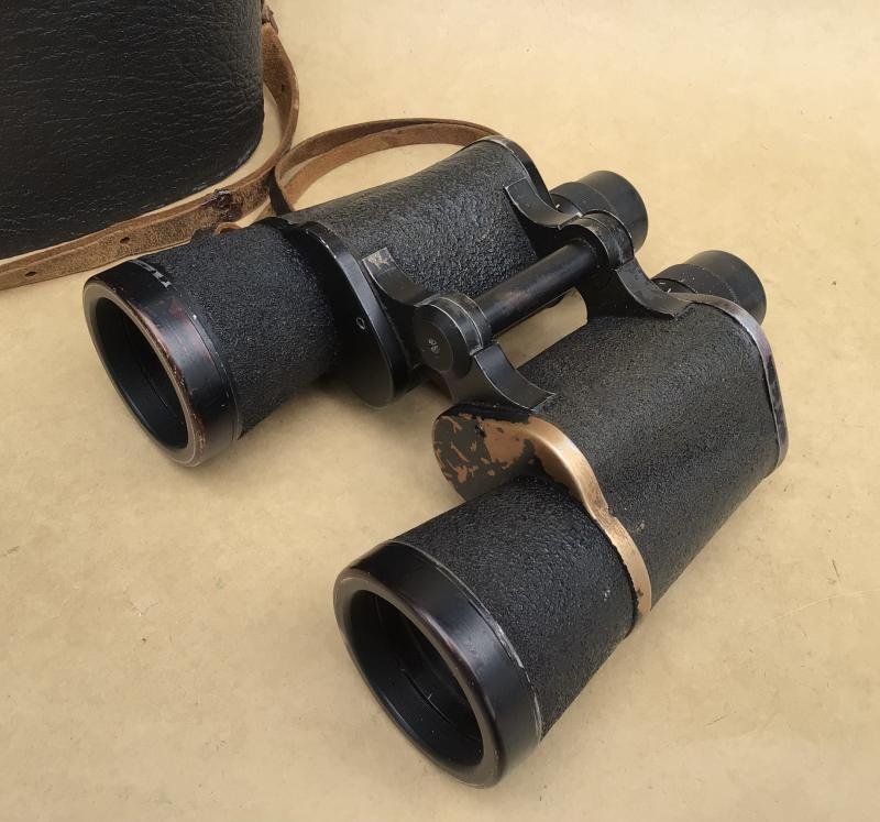 Original German WWII 7x50 Binoculars (Dienstglas) and Case 1943 — image 2