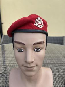 British Royal Military Police Beret and Badge