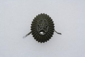 Russian subdued Cap Badges