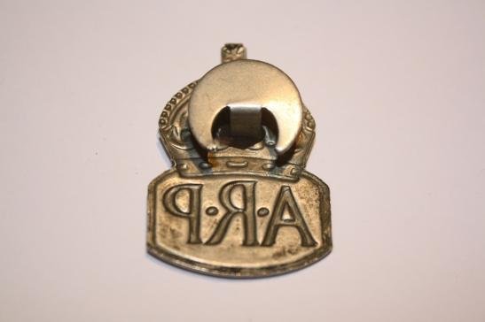 Civil Defence ARP Mens Button Hole Badge — image 2