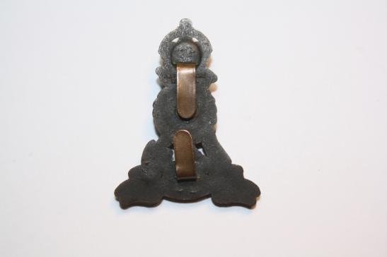 Pioneer Corps WW2 Economy Plastic Cap Badge — image 2