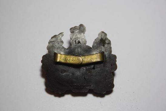 General Service Corps WW2 Economy Plastic Cap Badge — image 2