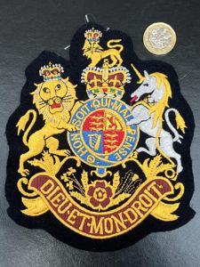 Foot Guards QC RSM's Large Cloth Sleeve Badge