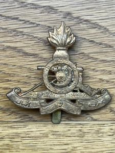 Pakistan Regiment of Artillery Cap Badge