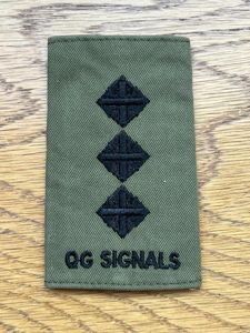 Queens Gurkha Signals Captains Rank Slide