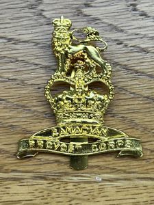 Canada Canadian Provost Corps QC Cap Badge