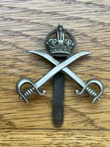 Army Physical Training Corps Kings Crown Cap Badge Original