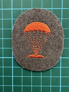 East Germany 1960-1967 Airborne Service Enlisted Soldiers Arm Badge